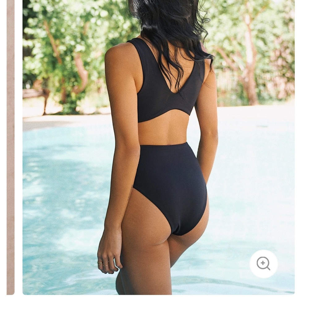 NWT-  Black One-Piece cut out monokini - Picture 2 of 5